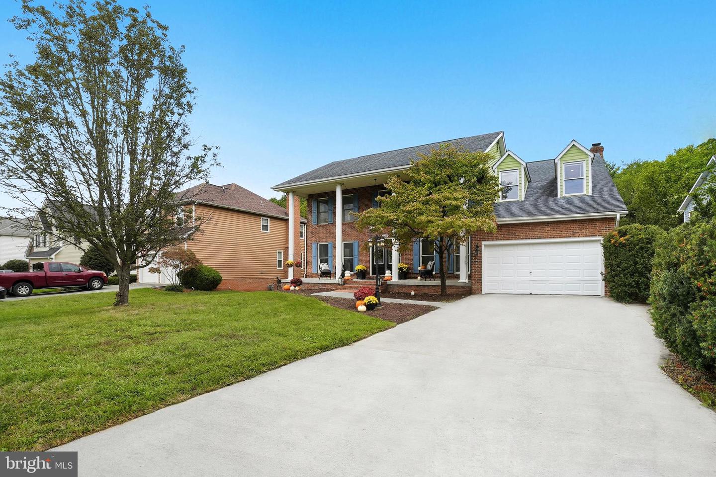 428 WESTSIDE STATION DR, WINCHESTER, Virginia 22601, 5 Bedrooms Bedrooms, ,3 BathroomsBathrooms,Residential,For sale,428 WESTSIDE STATION DR,VAFV2036980 MLS # VAFV2036980
