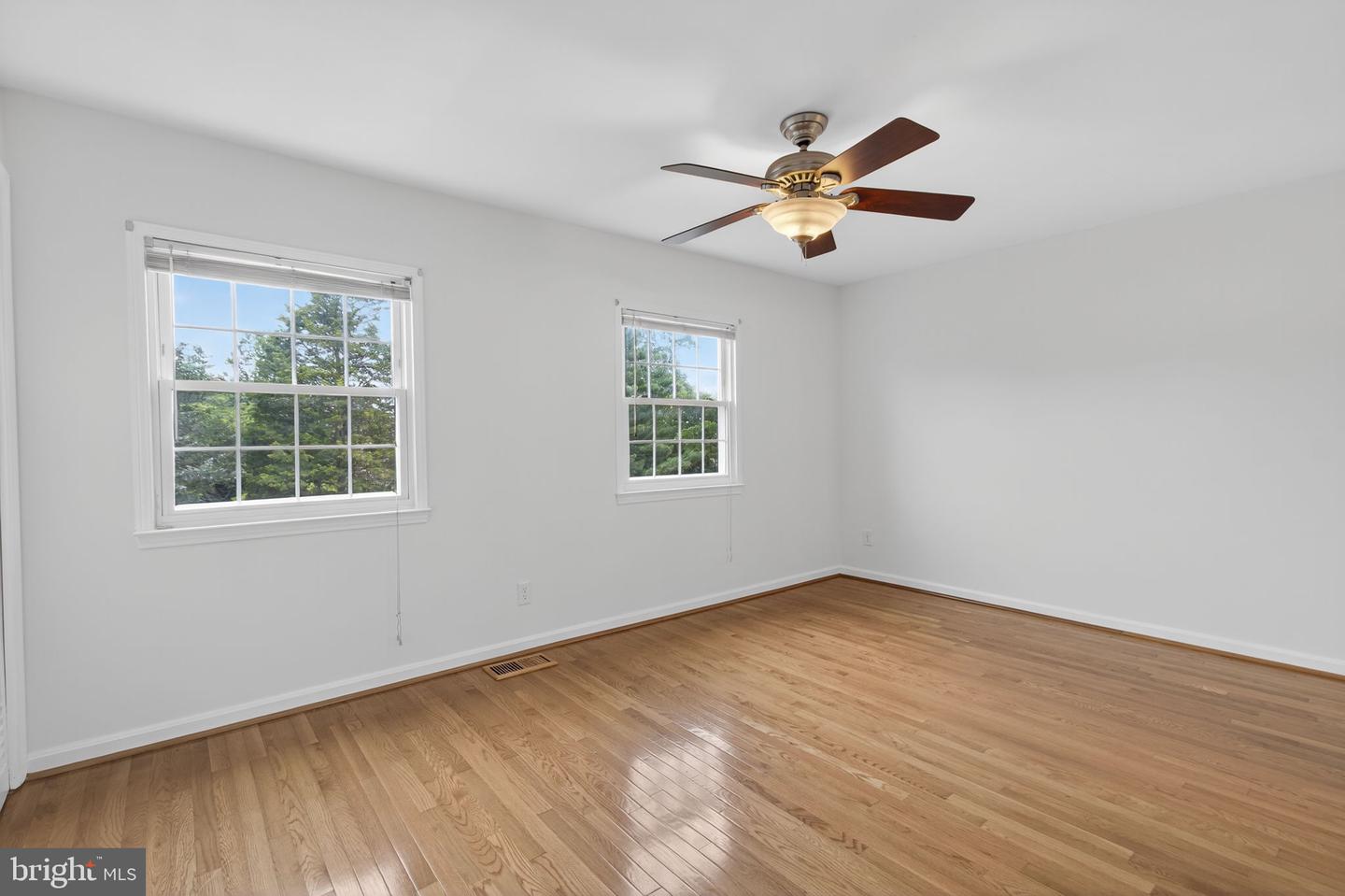 14845 HAYMARKET LN, CENTREVILLE, Virginia 20120, 4 Bedrooms Bedrooms, ,3 BathroomsBathrooms,Residential,For sale,14845 HAYMARKET LN,VAFX2268922 MLS # VAFX2268922