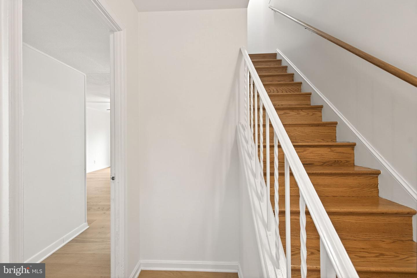 14845 HAYMARKET LN, CENTREVILLE, Virginia 20120, 4 Bedrooms Bedrooms, ,3 BathroomsBathrooms,Residential,For sale,14845 HAYMARKET LN,VAFX2268922 MLS # VAFX2268922