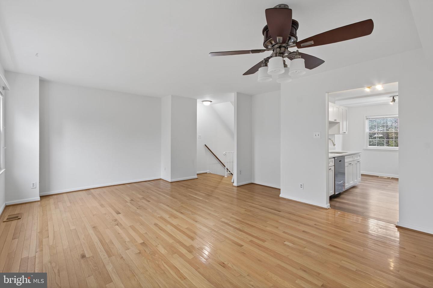 14845 HAYMARKET LN, CENTREVILLE, Virginia 20120, 4 Bedrooms Bedrooms, ,3 BathroomsBathrooms,Residential,For sale,14845 HAYMARKET LN,VAFX2268922 MLS # VAFX2268922