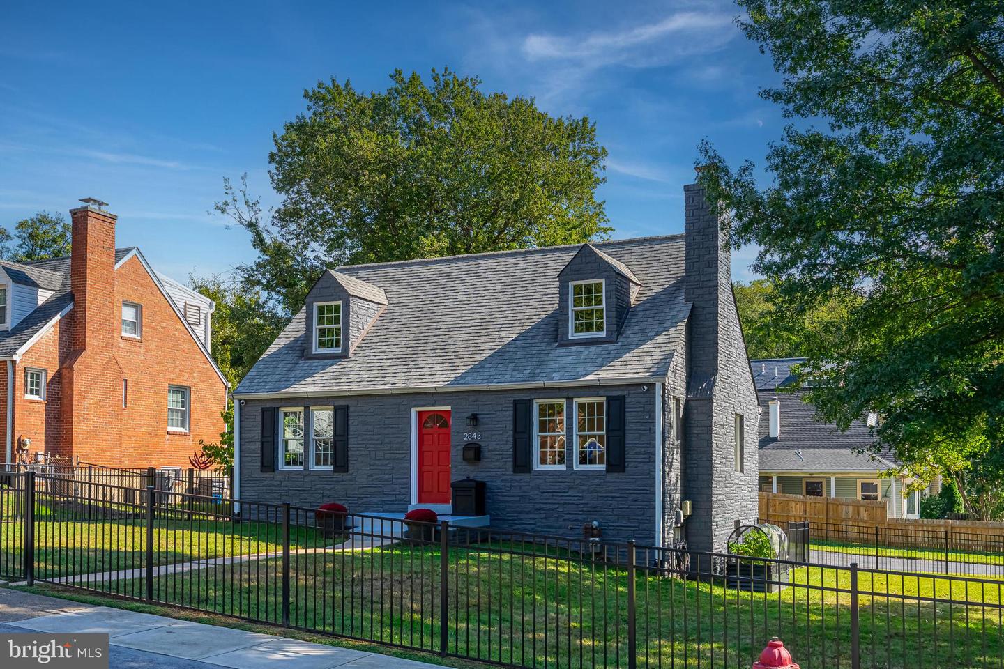 2843 GREENWAY BLVD, FALLS CHURCH, Virginia 22042, 3 Bedrooms Bedrooms, ,3 BathroomsBathrooms,Residential,For sale,2843 GREENWAY BLVD,VAFX2268930 MLS # VAFX2268930