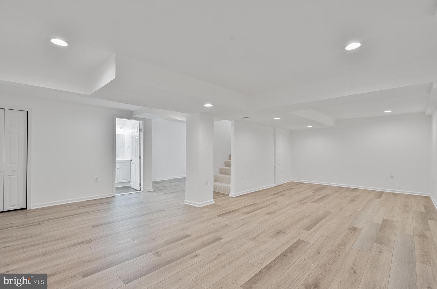 2843 GREENWAY BLVD, FALLS CHURCH, Virginia 22042, 3 Bedrooms Bedrooms, ,3 BathroomsBathrooms,Residential,For sale,2843 GREENWAY BLVD,VAFX2268930 MLS # VAFX2268930
