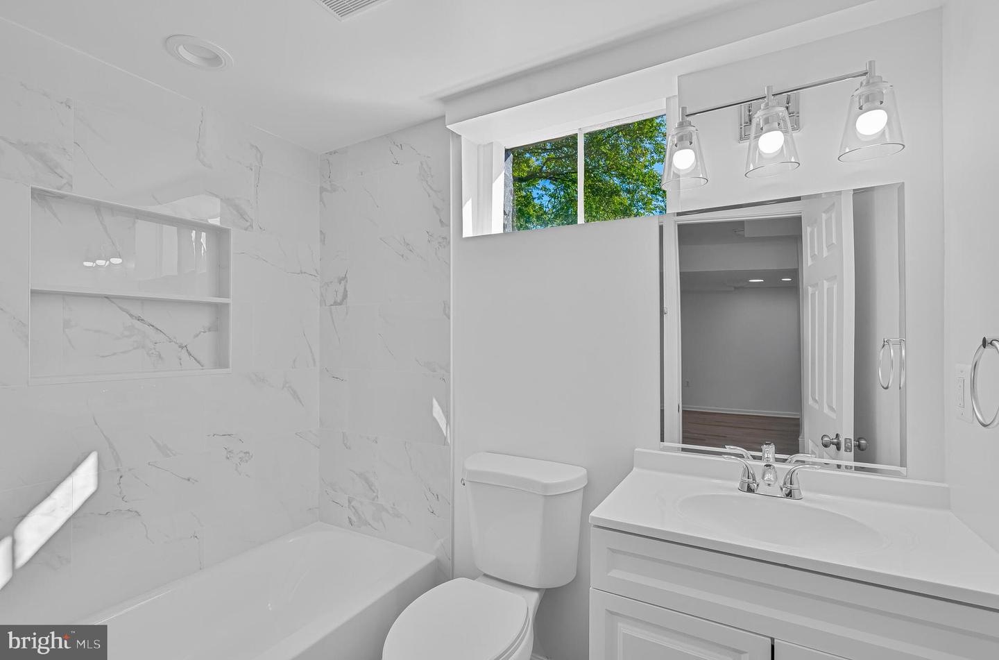 2843 GREENWAY BLVD, FALLS CHURCH, Virginia 22042, 3 Bedrooms Bedrooms, ,3 BathroomsBathrooms,Residential,For sale,2843 GREENWAY BLVD,VAFX2268930 MLS # VAFX2268930