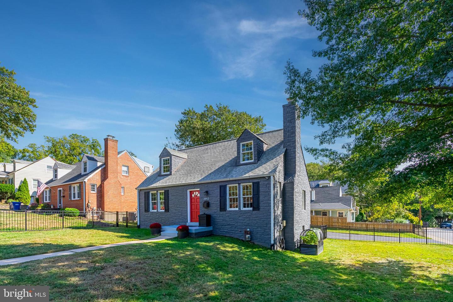 2843 GREENWAY BLVD, FALLS CHURCH, Virginia 22042, 3 Bedrooms Bedrooms, ,3 BathroomsBathrooms,Residential,For sale,2843 GREENWAY BLVD,VAFX2268930 MLS # VAFX2268930