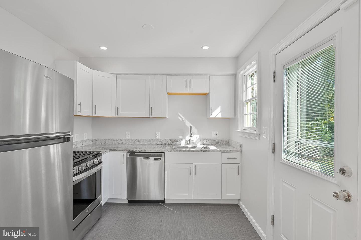 2843 GREENWAY BLVD, FALLS CHURCH, Virginia 22042, 3 Bedrooms Bedrooms, ,3 BathroomsBathrooms,Residential,For sale,2843 GREENWAY BLVD,VAFX2268930 MLS # VAFX2268930