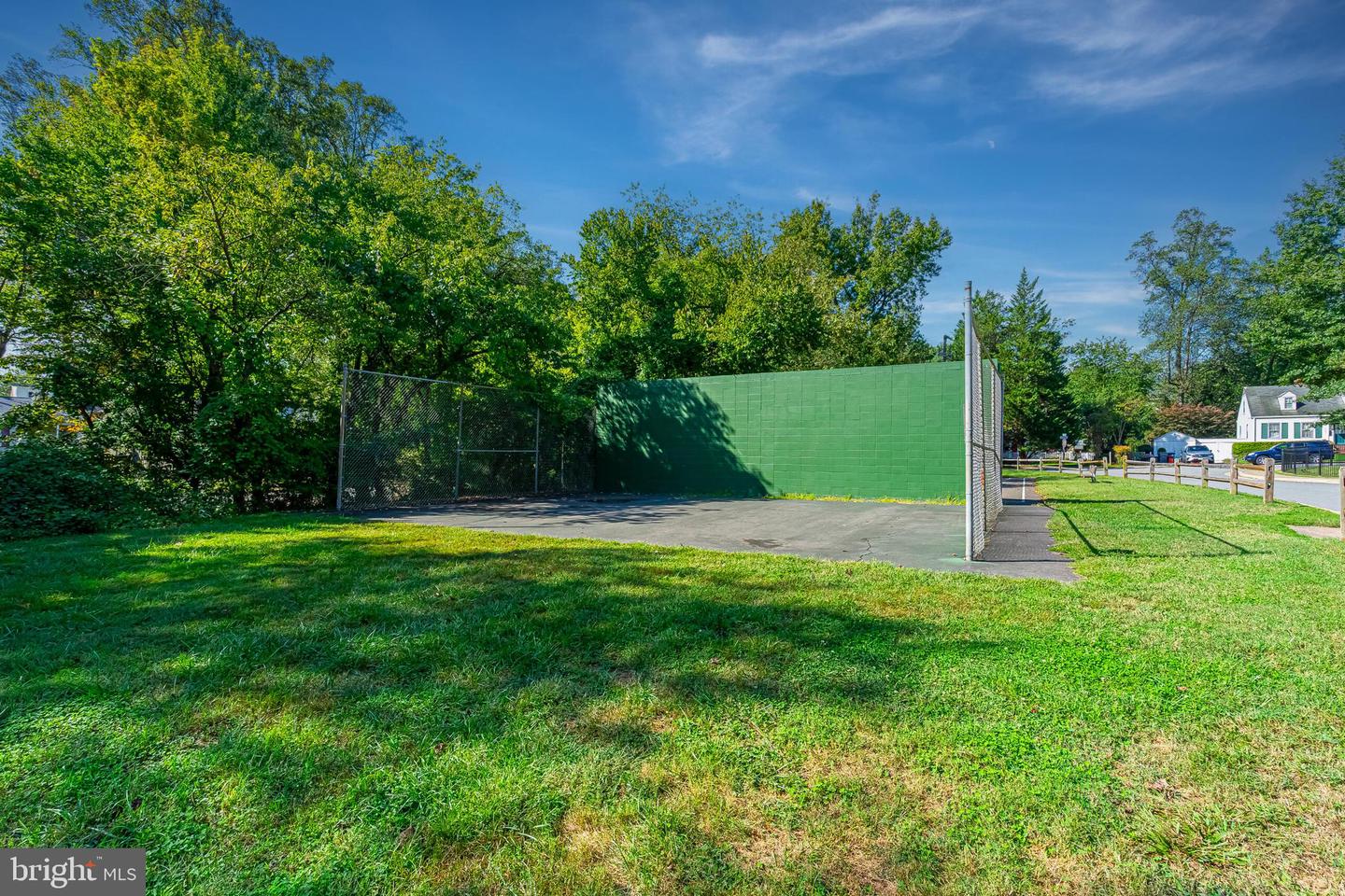 2843 GREENWAY BLVD, FALLS CHURCH, Virginia 22042, 3 Bedrooms Bedrooms, ,3 BathroomsBathrooms,Residential,For sale,2843 GREENWAY BLVD,VAFX2268930 MLS # VAFX2268930
