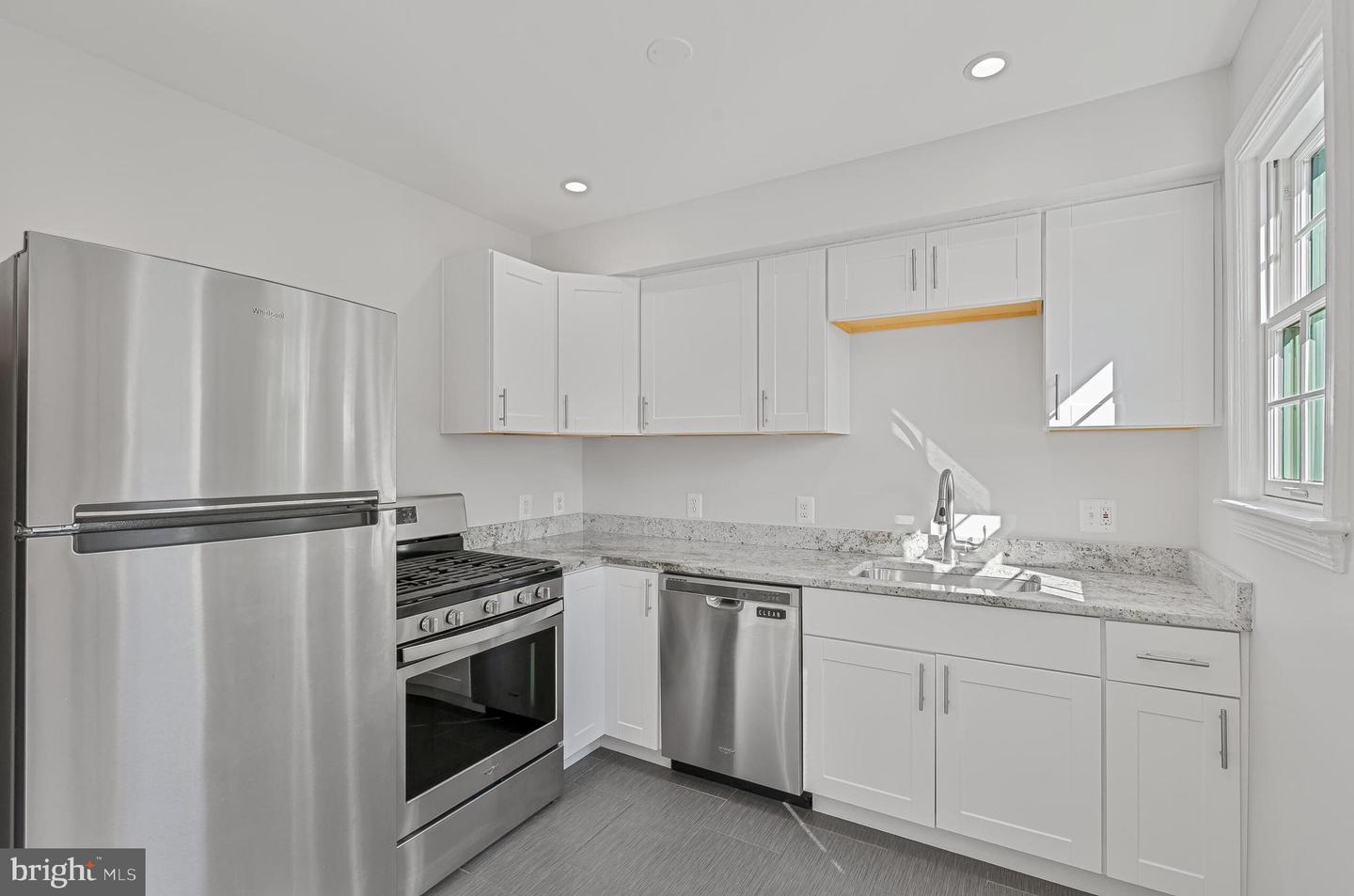 2843 GREENWAY BLVD, FALLS CHURCH, Virginia 22042, 3 Bedrooms Bedrooms, ,3 BathroomsBathrooms,Residential,For sale,2843 GREENWAY BLVD,VAFX2268930 MLS # VAFX2268930