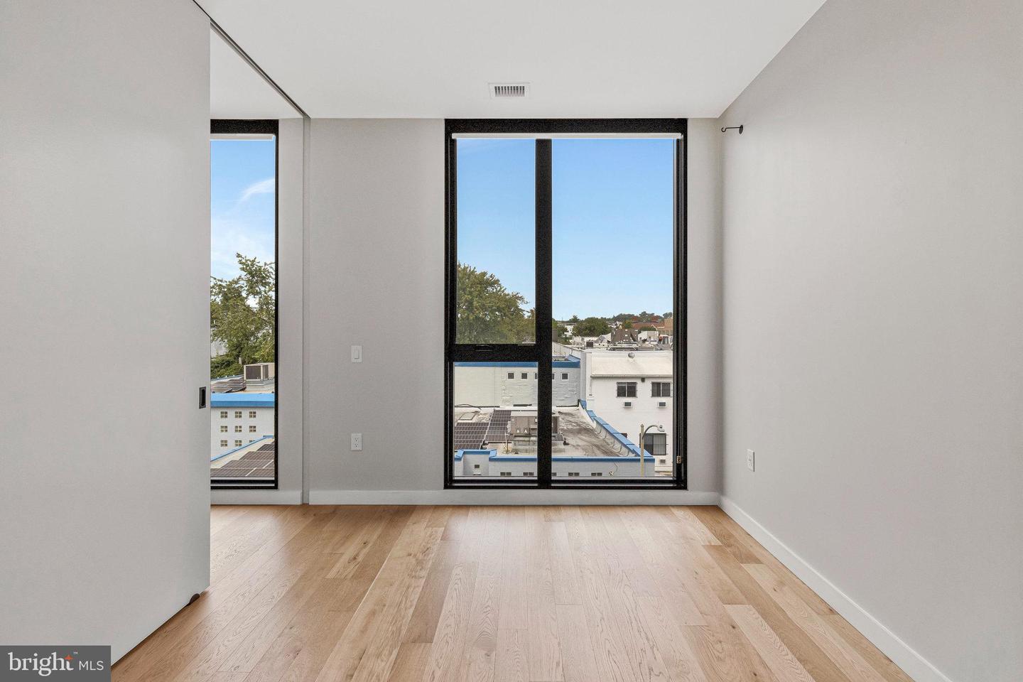 57 N ST NW #433, WASHINGTON, District Of Columbia 20001, 1 Bedroom Bedrooms, ,1 BathroomBathrooms,Residential,For sale,57 N ST NW #433,DCDC2223810 MLS # DCDC2223810