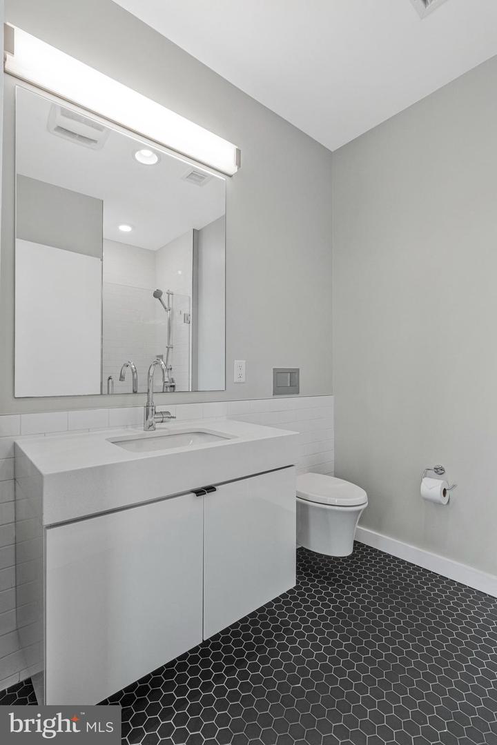 57 N ST NW #433, WASHINGTON, District Of Columbia 20001, 1 Bedroom Bedrooms, ,1 BathroomBathrooms,Residential,For sale,57 N ST NW #433,DCDC2223810 MLS # DCDC2223810