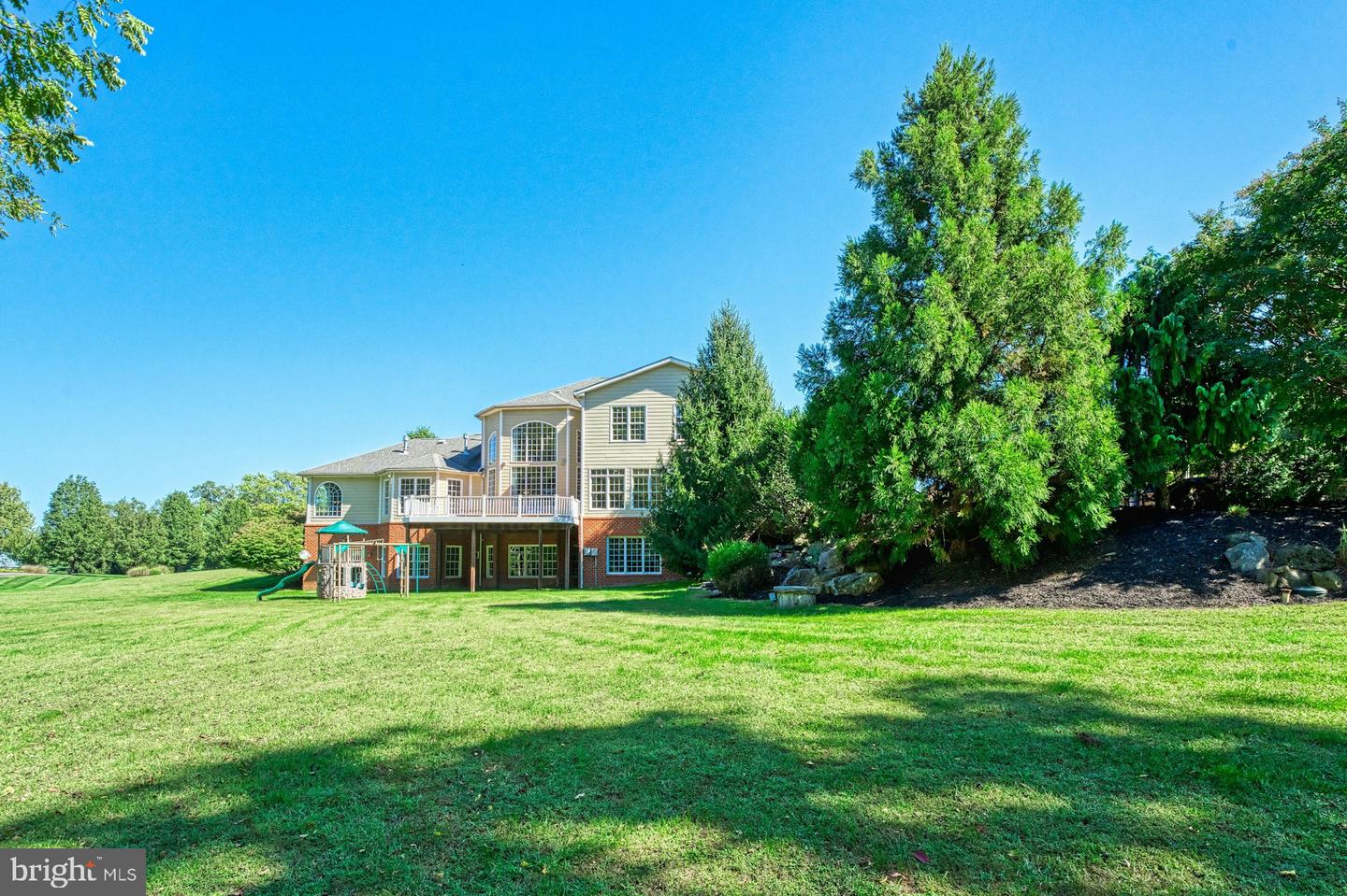 17009 BOLD VENTURE DR, LEESBURG, Virginia 20176, 4 Bedrooms Bedrooms, ,5 BathroomsBathrooms,Residential,For sale,17009 BOLD VENTURE DR,VALO2107466 MLS # VALO2107466