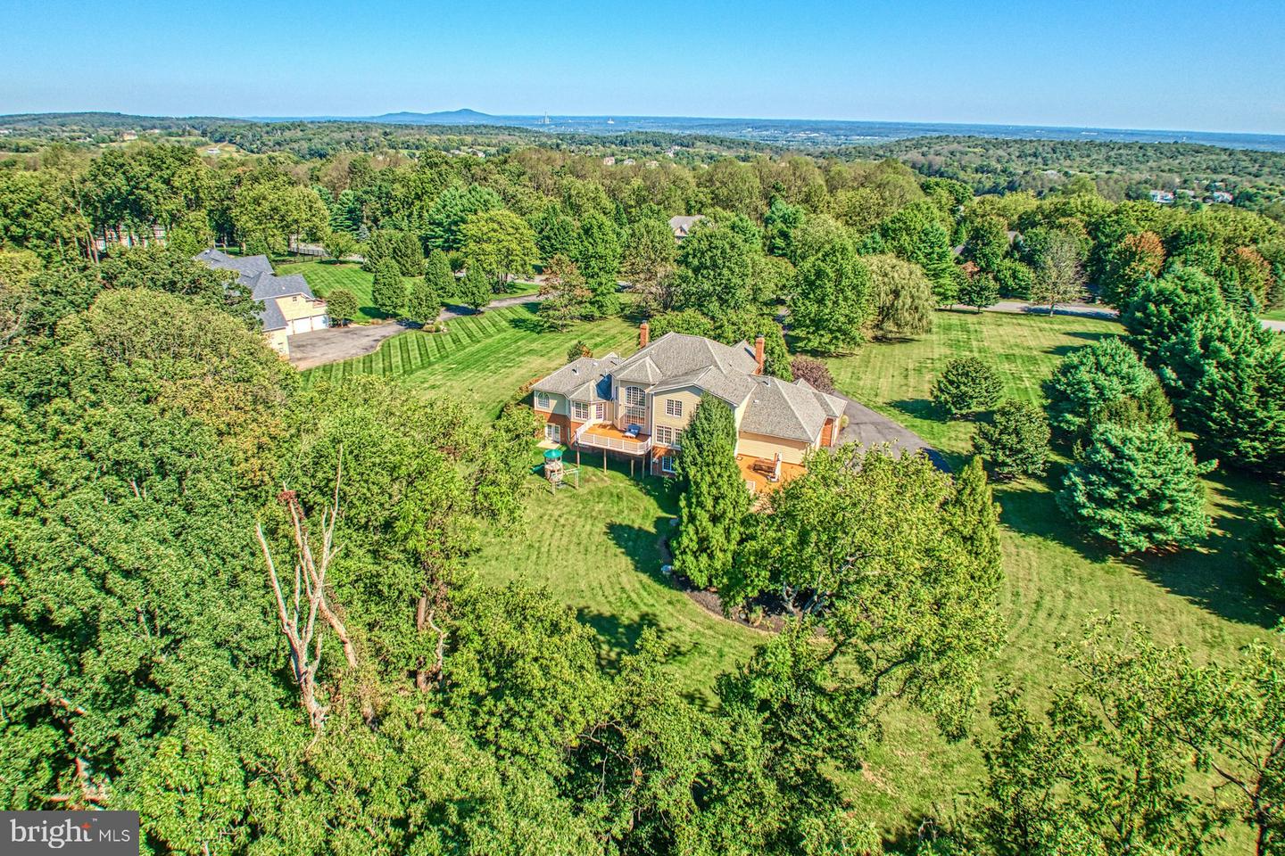 17009 BOLD VENTURE DR, LEESBURG, Virginia 20176, 4 Bedrooms Bedrooms, ,5 BathroomsBathrooms,Residential,For sale,17009 BOLD VENTURE DR,VALO2107466 MLS # VALO2107466