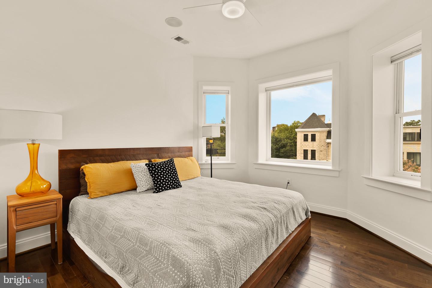 1249 KENYON ST NW #4, WASHINGTON, District Of Columbia 20010, 2 Bedrooms Bedrooms, ,2 BathroomsBathrooms,Residential,For sale,1249 KENYON ST NW #4,DCDC2224002 MLS # DCDC2224002