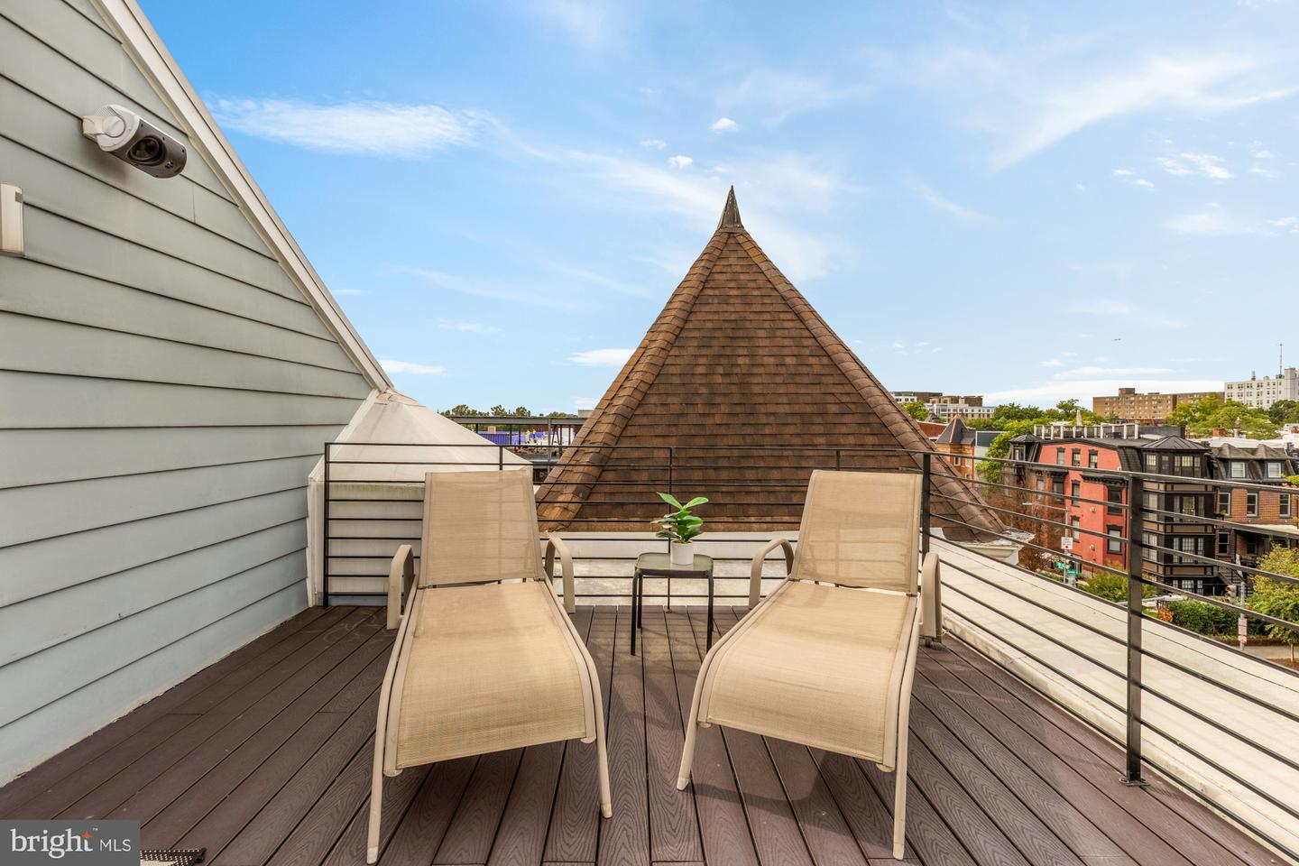 1249 KENYON ST NW #4, WASHINGTON, District Of Columbia 20010, 2 Bedrooms Bedrooms, ,2 BathroomsBathrooms,Residential,For sale,1249 KENYON ST NW #4,DCDC2224002 MLS # DCDC2224002