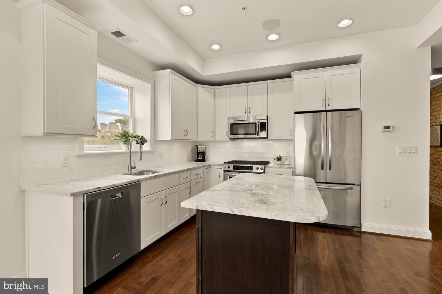1249 KENYON ST NW #4, WASHINGTON, District Of Columbia 20010, 2 Bedrooms Bedrooms, ,2 BathroomsBathrooms,Residential,For sale,1249 KENYON ST NW #4,DCDC2224002 MLS # DCDC2224002