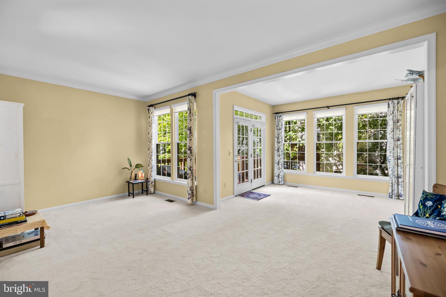 4925 WAPLE LN, ALEXANDRIA, Virginia 22304, 3 Bedrooms Bedrooms, ,2 BathroomsBathrooms,Residential,For sale,4925 WAPLE LN,VAAX2050122 MLS # VAAX2050122
