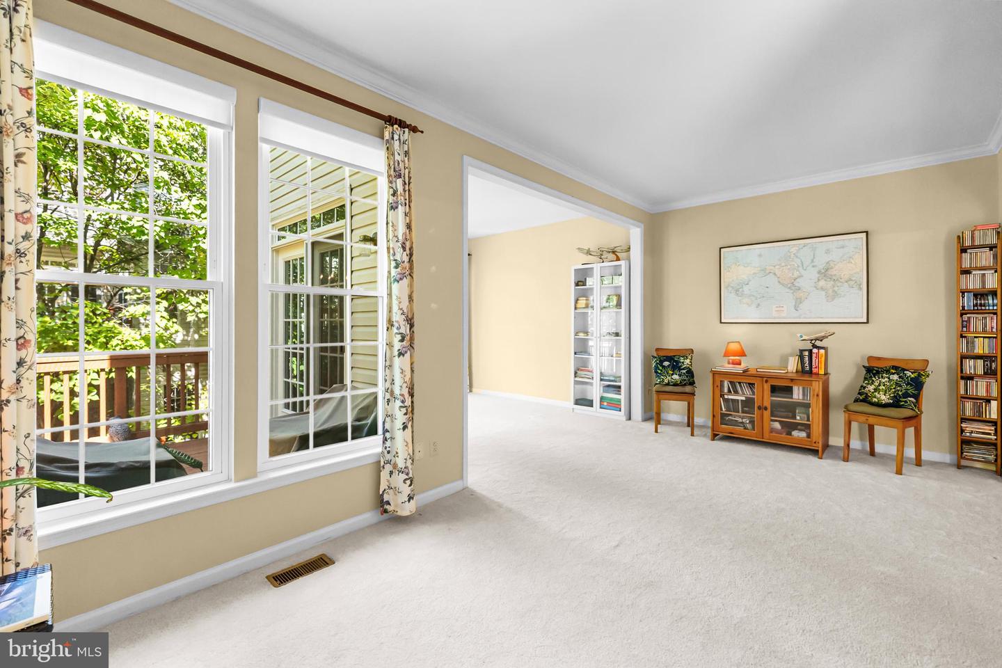 4925 WAPLE LN, ALEXANDRIA, Virginia 22304, 3 Bedrooms Bedrooms, ,2 BathroomsBathrooms,Residential,For sale,4925 WAPLE LN,VAAX2050122 MLS # VAAX2050122