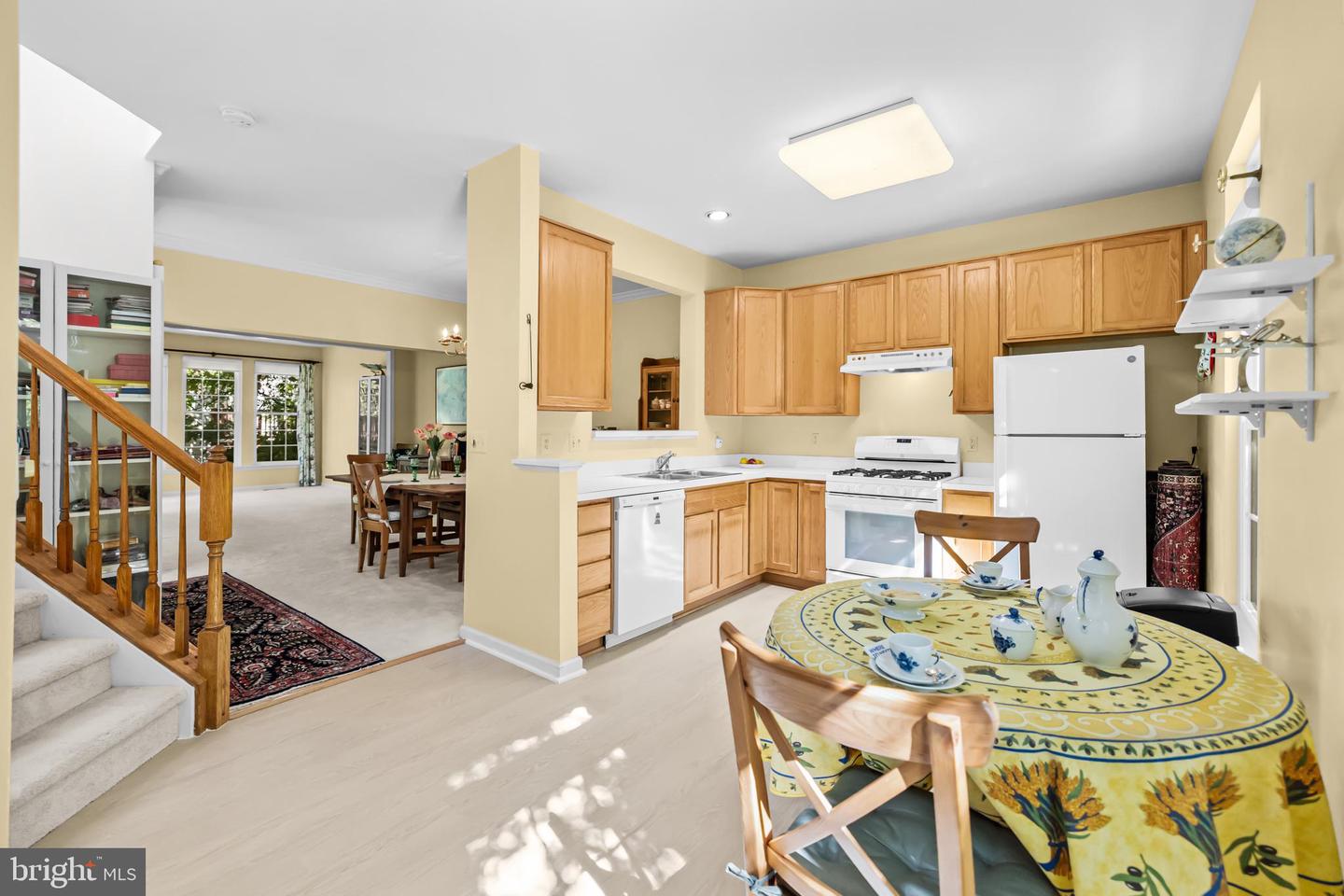4925 WAPLE LN, ALEXANDRIA, Virginia 22304, 3 Bedrooms Bedrooms, ,2 BathroomsBathrooms,Residential,For sale,4925 WAPLE LN,VAAX2050122 MLS # VAAX2050122