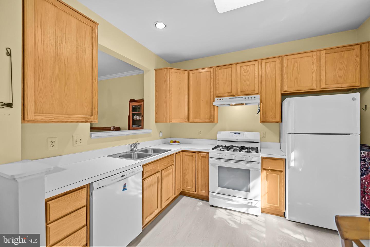 4925 WAPLE LN, ALEXANDRIA, Virginia 22304, 3 Bedrooms Bedrooms, ,2 BathroomsBathrooms,Residential,For sale,4925 WAPLE LN,VAAX2050122 MLS # VAAX2050122
