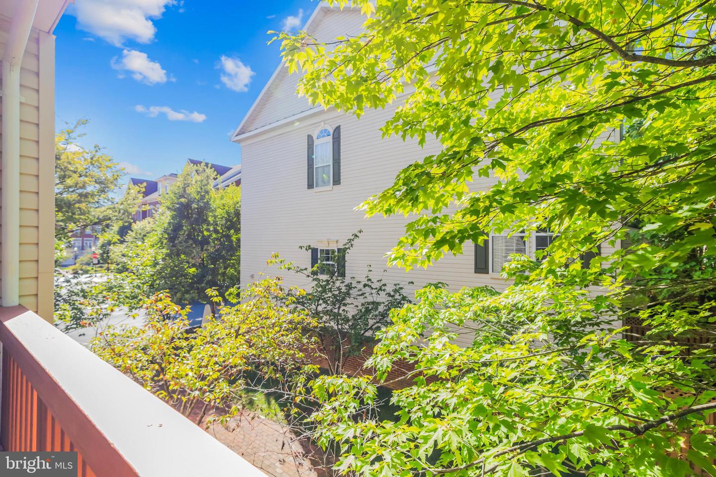 4925 WAPLE LN, ALEXANDRIA, Virginia 22304, 3 Bedrooms Bedrooms, ,2 BathroomsBathrooms,Residential,For sale,4925 WAPLE LN,VAAX2050122 MLS # VAAX2050122