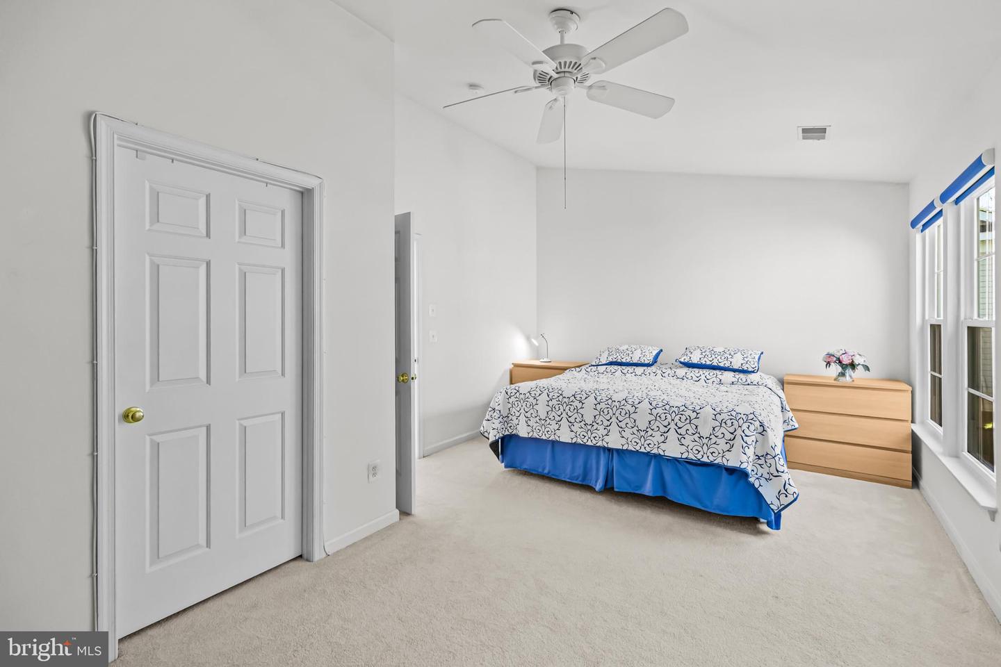 4925 WAPLE LN, ALEXANDRIA, Virginia 22304, 3 Bedrooms Bedrooms, ,2 BathroomsBathrooms,Residential,For sale,4925 WAPLE LN,VAAX2050122 MLS # VAAX2050122