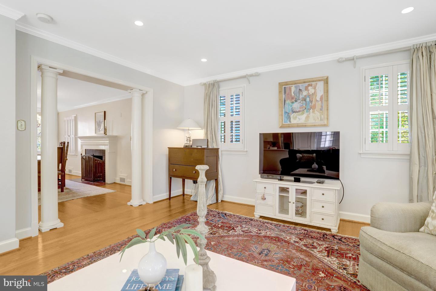 1114 HARRISON ST N, ARLINGTON, Virginia 22205, 3 Bedrooms Bedrooms, ,2 BathroomsBathrooms,Residential,For sale,1114 HARRISON ST N,VAAR2064162 MLS # VAAR2064162