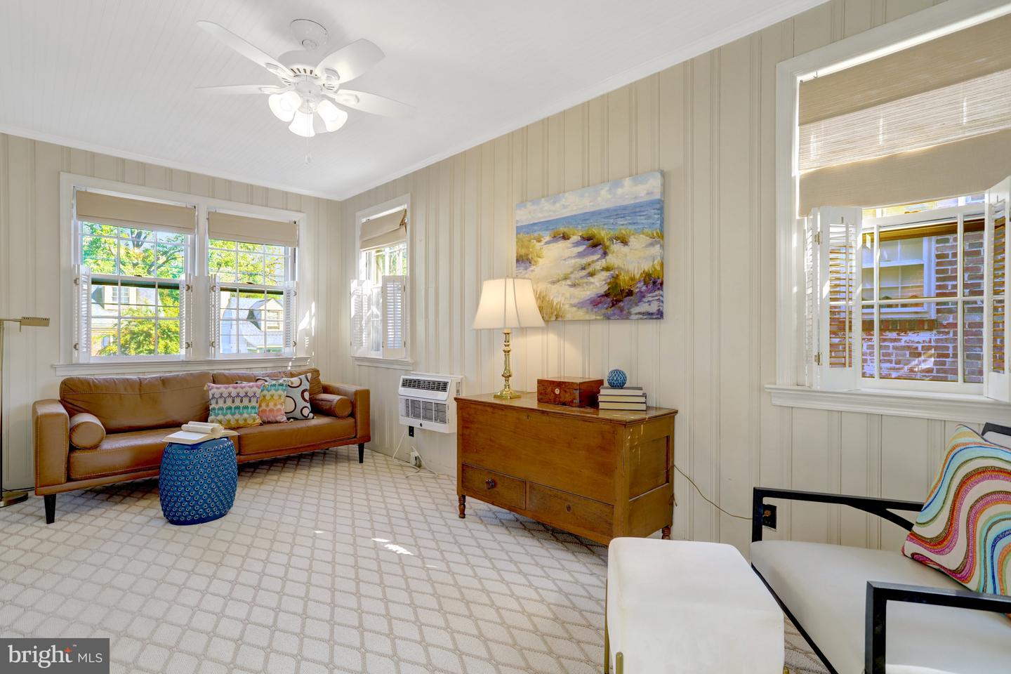 1114 HARRISON ST N, ARLINGTON, Virginia 22205, 3 Bedrooms Bedrooms, ,2 BathroomsBathrooms,Residential,For sale,1114 HARRISON ST N,VAAR2064162 MLS # VAAR2064162