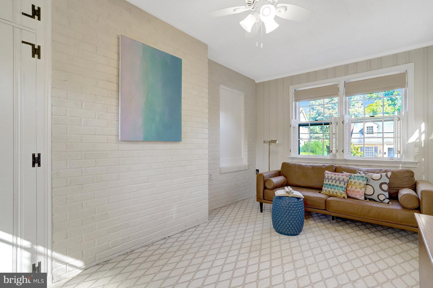 1114 HARRISON ST N, ARLINGTON, Virginia 22205, 3 Bedrooms Bedrooms, ,2 BathroomsBathrooms,Residential,For sale,1114 HARRISON ST N,VAAR2064162 MLS # VAAR2064162