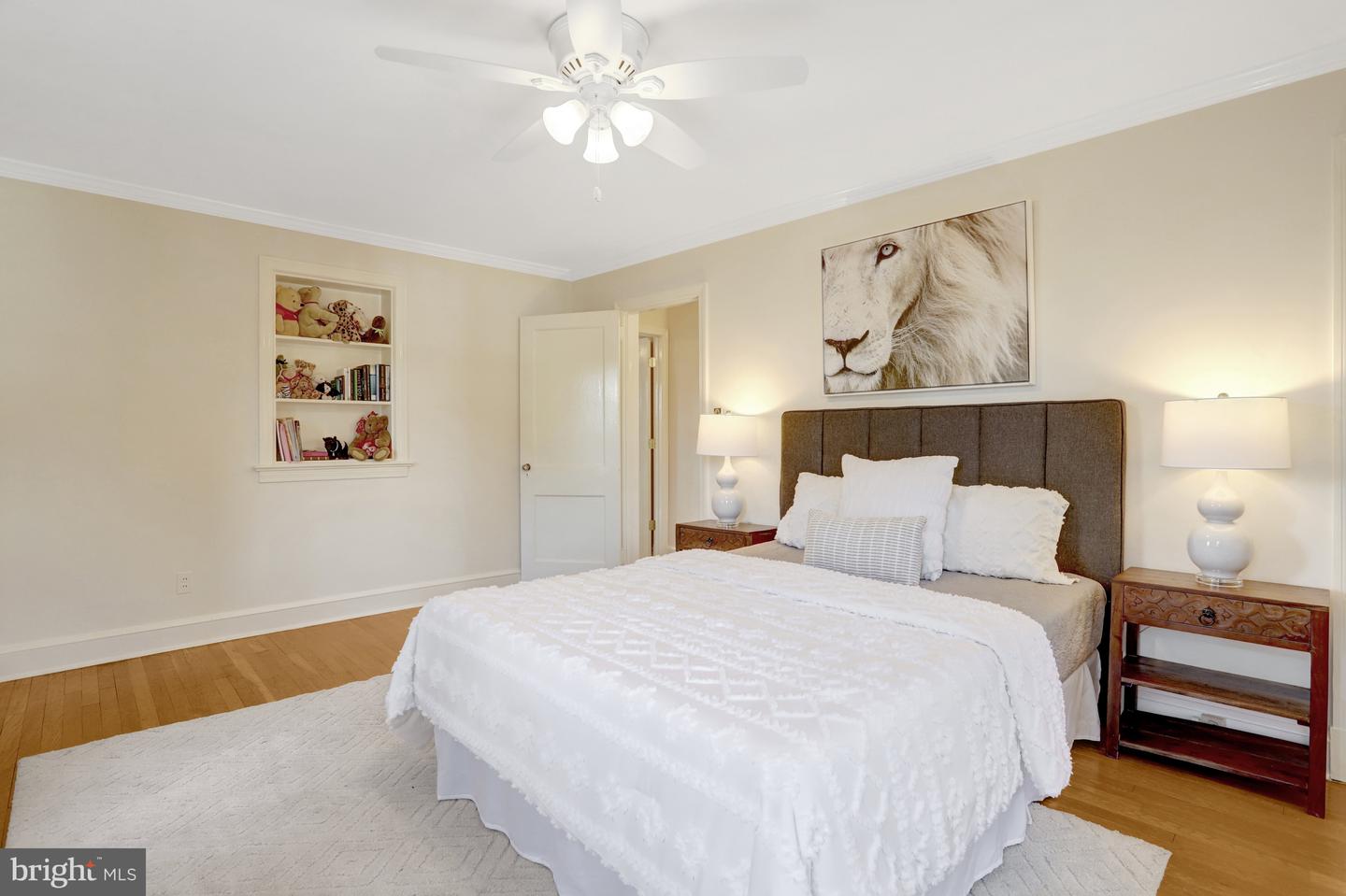 1114 HARRISON ST N, ARLINGTON, Virginia 22205, 3 Bedrooms Bedrooms, ,2 BathroomsBathrooms,Residential,For sale,1114 HARRISON ST N,VAAR2064162 MLS # VAAR2064162