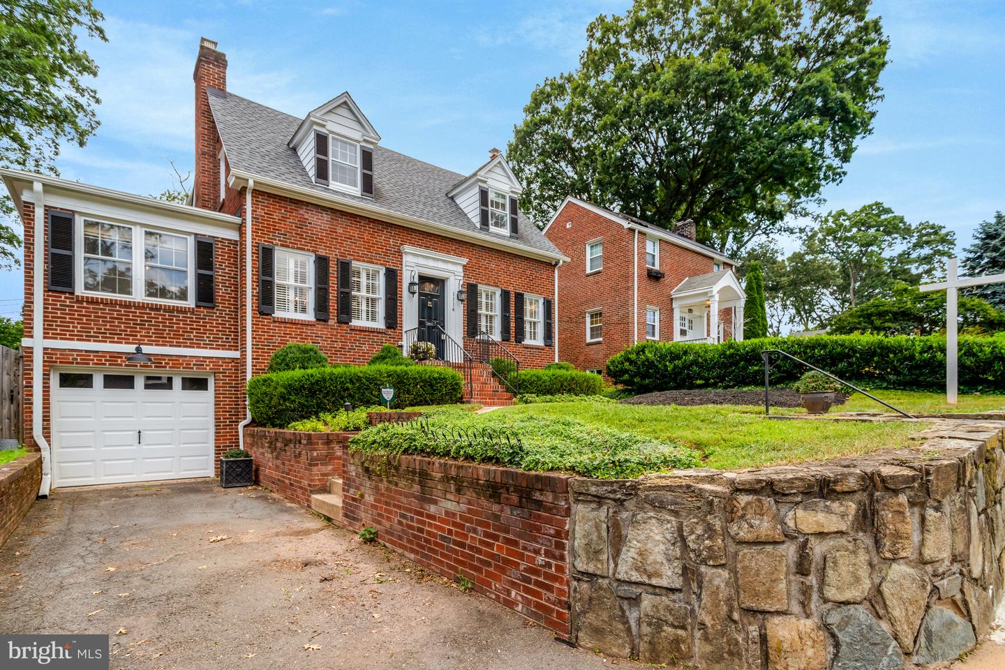 1114 HARRISON ST N, ARLINGTON, Virginia 22205, 3 Bedrooms Bedrooms, ,2 BathroomsBathrooms,Residential,For sale,1114 HARRISON ST N,VAAR2064162 MLS # VAAR2064162