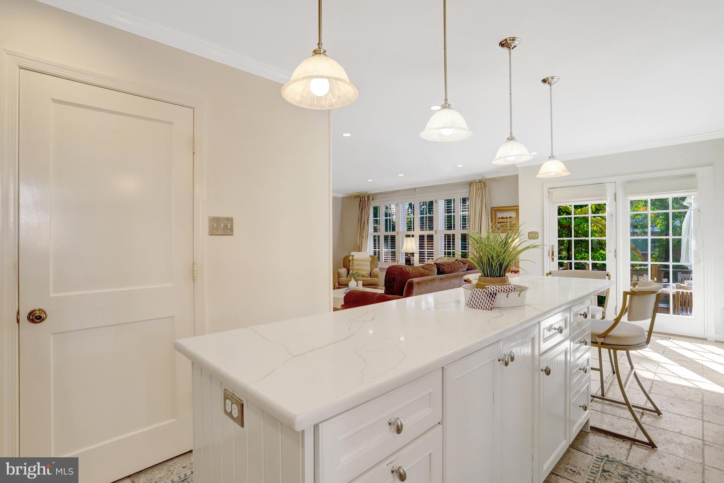 1114 HARRISON ST N, ARLINGTON, Virginia 22205, 3 Bedrooms Bedrooms, ,2 BathroomsBathrooms,Residential,For sale,1114 HARRISON ST N,VAAR2064162 MLS # VAAR2064162