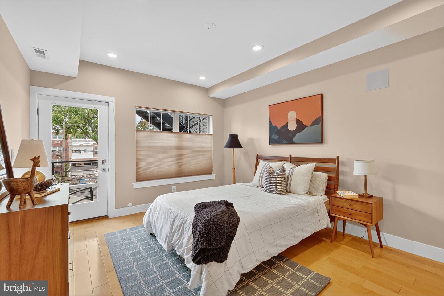816 KENNEDY ST NW #3, WASHINGTON, District Of Columbia 20011, 2 Bedrooms Bedrooms, ,2 BathroomsBathrooms,Residential,For sale,816 KENNEDY ST NW #3,DCDC2224144 MLS # DCDC2224144