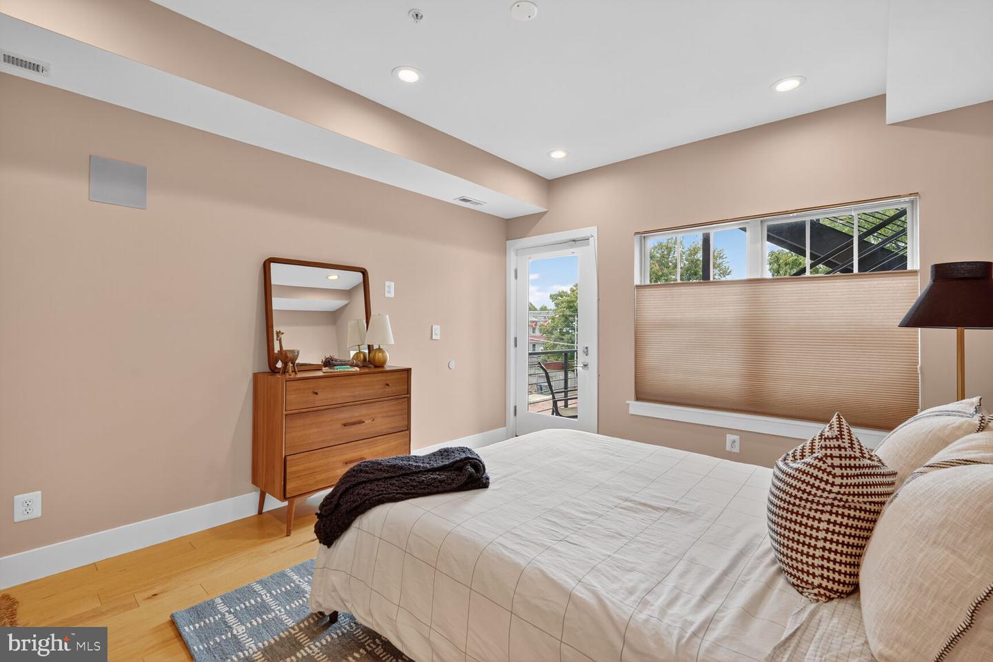 816 KENNEDY ST NW #3, WASHINGTON, District Of Columbia 20011, 2 Bedrooms Bedrooms, ,2 BathroomsBathrooms,Residential,For sale,816 KENNEDY ST NW #3,DCDC2224144 MLS # DCDC2224144