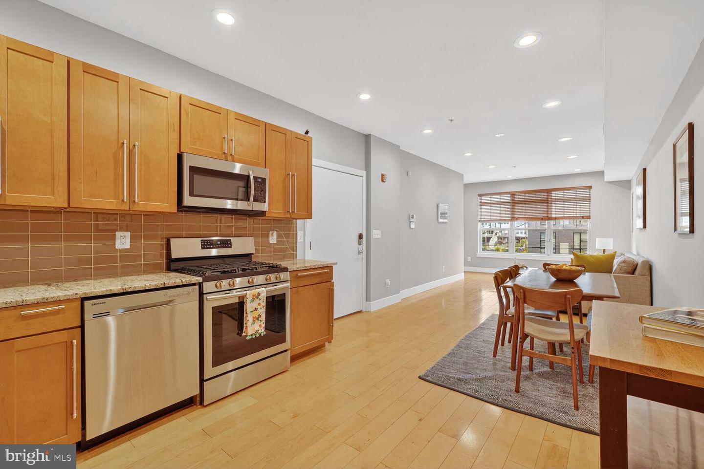 816 KENNEDY ST NW #3, WASHINGTON, District Of Columbia 20011, 2 Bedrooms Bedrooms, ,2 BathroomsBathrooms,Residential,For sale,816 KENNEDY ST NW #3,DCDC2224144 MLS # DCDC2224144