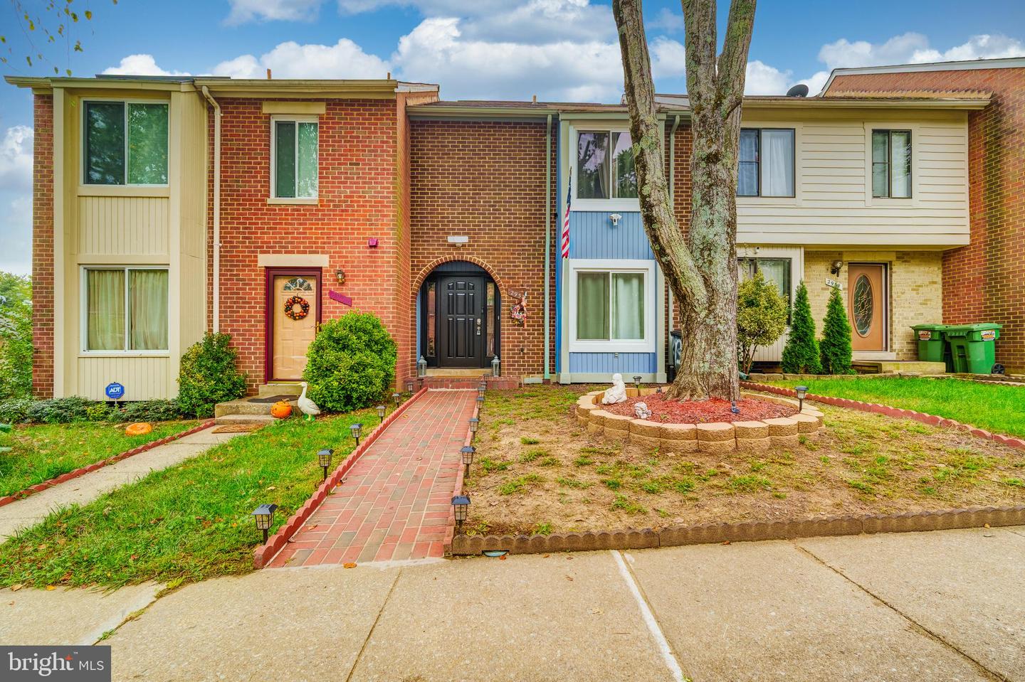 2937 CAMBRIDGE DR, WOODBRIDGE, Virginia 22192, 3 Bedrooms Bedrooms, ,3 BathroomsBathrooms,Residential,For sale,2937 CAMBRIDGE DR,VAPW2104638 MLS # VAPW2104638