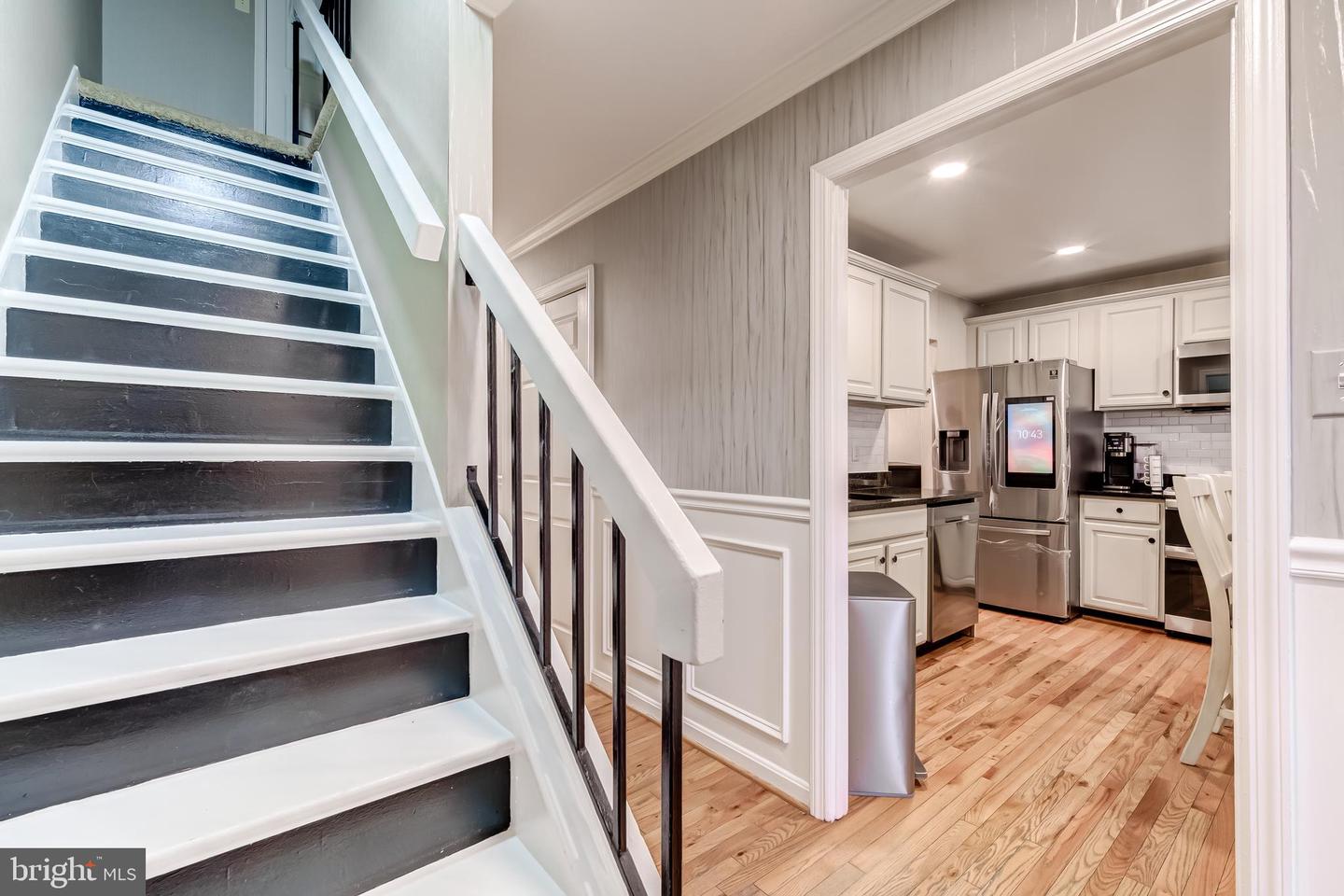 2937 CAMBRIDGE DR, WOODBRIDGE, Virginia 22192, 3 Bedrooms Bedrooms, ,3 BathroomsBathrooms,Residential,For sale,2937 CAMBRIDGE DR,VAPW2104638 MLS # VAPW2104638