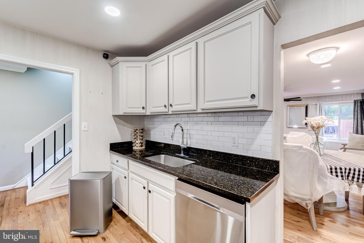 2937 CAMBRIDGE DR, WOODBRIDGE, Virginia 22192, 3 Bedrooms Bedrooms, ,3 BathroomsBathrooms,Residential,For sale,2937 CAMBRIDGE DR,VAPW2104638 MLS # VAPW2104638