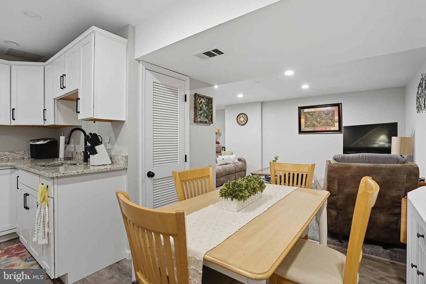8503 CLEARRIDGE LN, MANASSAS, Virginia 20110, 4 Bedrooms Bedrooms, ,3 BathroomsBathrooms,Residential,For sale,8503 CLEARRIDGE LN,VAMN2009384 MLS # VAMN2009384
