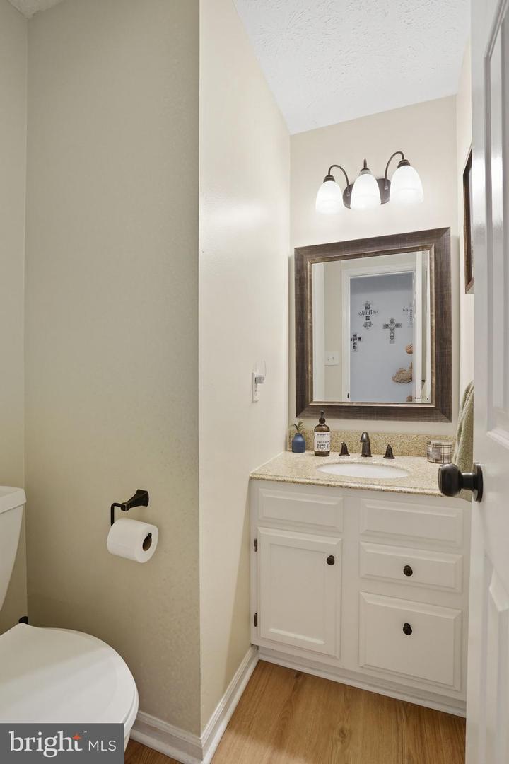8503 CLEARRIDGE LN, MANASSAS, Virginia 20110, 4 Bedrooms Bedrooms, ,3 BathroomsBathrooms,Residential,For sale,8503 CLEARRIDGE LN,VAMN2009384 MLS # VAMN2009384