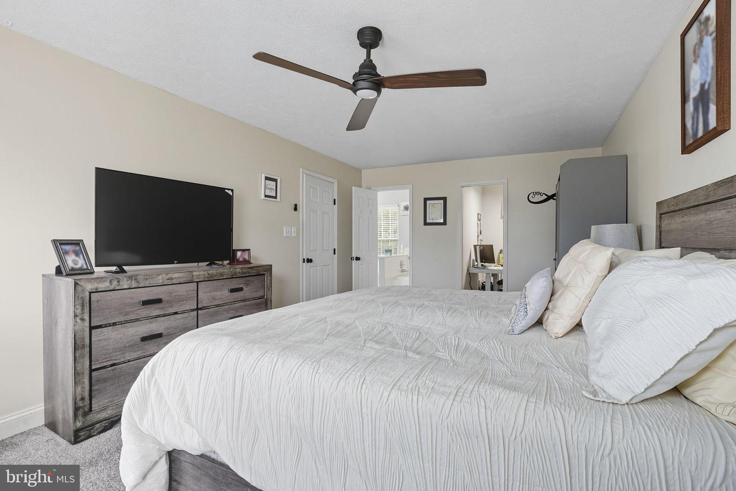 8503 CLEARRIDGE LN, MANASSAS, Virginia 20110, 4 Bedrooms Bedrooms, ,3 BathroomsBathrooms,Residential,For sale,8503 CLEARRIDGE LN,VAMN2009384 MLS # VAMN2009384