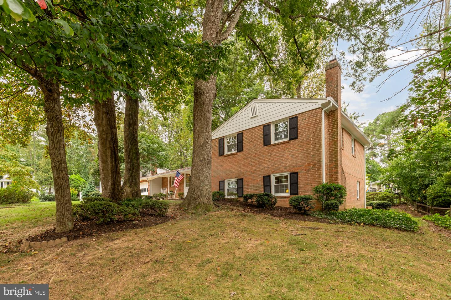 9107 JOYCE PHILLIP CT, SPRINGFIELD, Virginia 22153, 5 Bedrooms Bedrooms, ,3 BathroomsBathrooms,Residential,For sale,9107 JOYCE PHILLIP CT,VAFX2269016 MLS # VAFX2269016