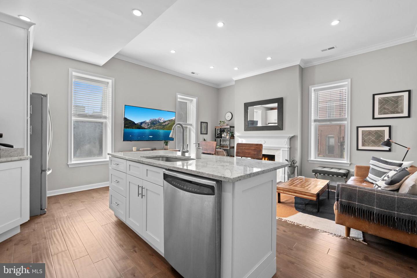 1322 RHODE ISLAND AVE NW #6, WASHINGTON, District Of Columbia 20005, 2 Bedrooms Bedrooms, ,1 BathroomBathrooms,Residential,For sale,1322 RHODE ISLAND AVE NW #6,DCDC2223956 MLS # DCDC2223956