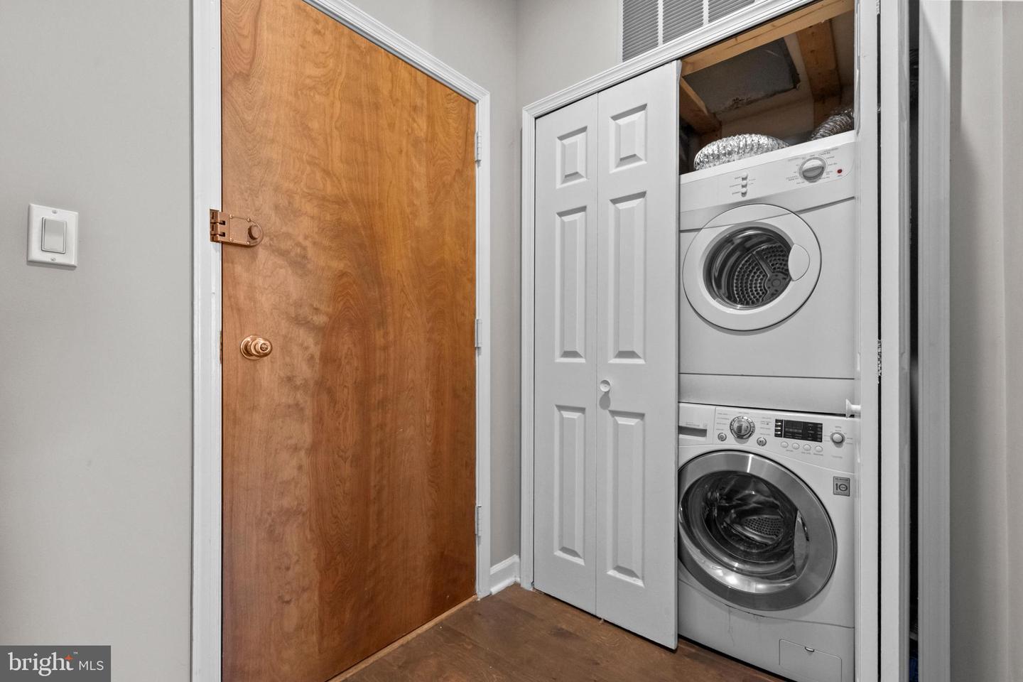 1322 RHODE ISLAND AVE NW #6, WASHINGTON, District Of Columbia 20005, 2 Bedrooms Bedrooms, ,1 BathroomBathrooms,Residential,For sale,1322 RHODE ISLAND AVE NW #6,DCDC2223956 MLS # DCDC2223956