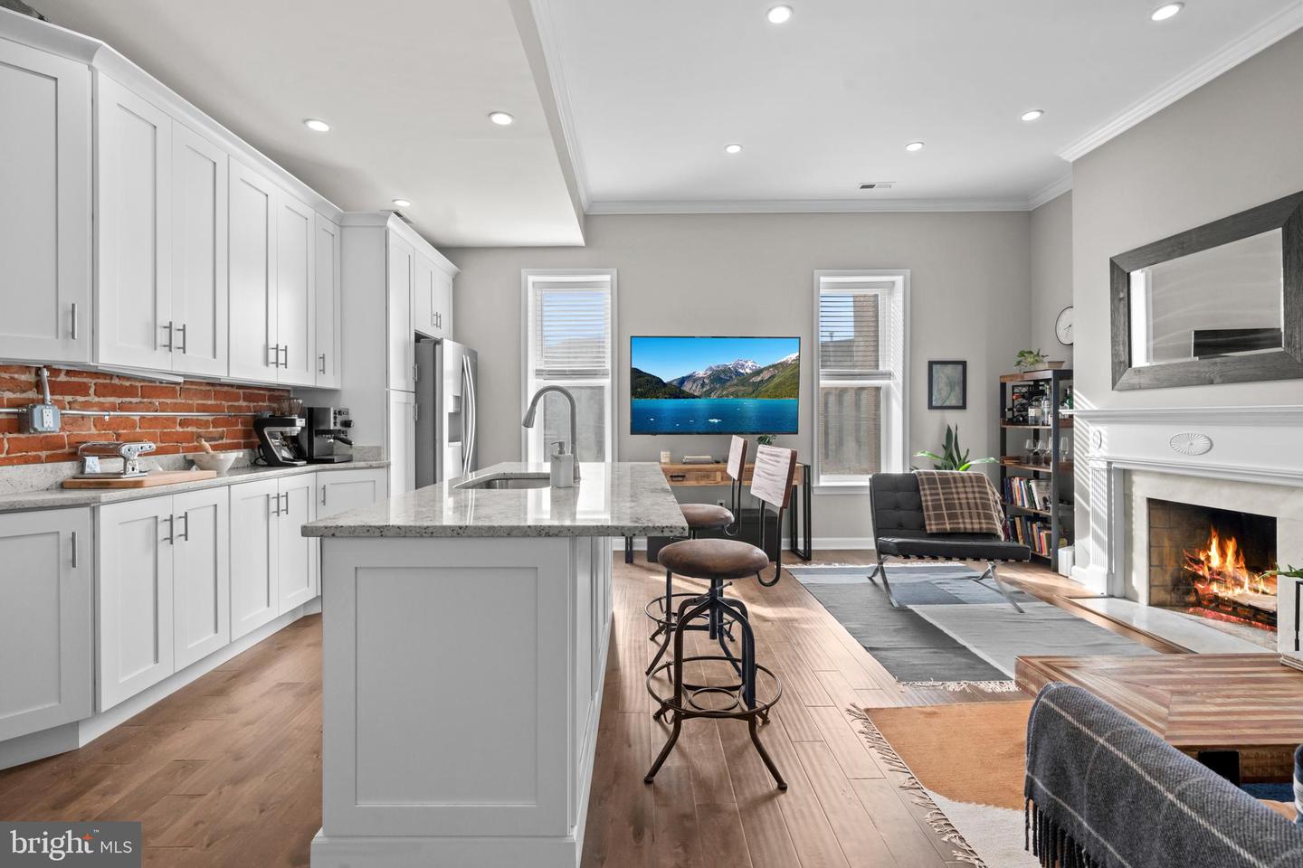 1322 RHODE ISLAND AVE NW #6, WASHINGTON, District Of Columbia 20005, 2 Bedrooms Bedrooms, ,1 BathroomBathrooms,Residential,For sale,1322 RHODE ISLAND AVE NW #6,DCDC2223956 MLS # DCDC2223956