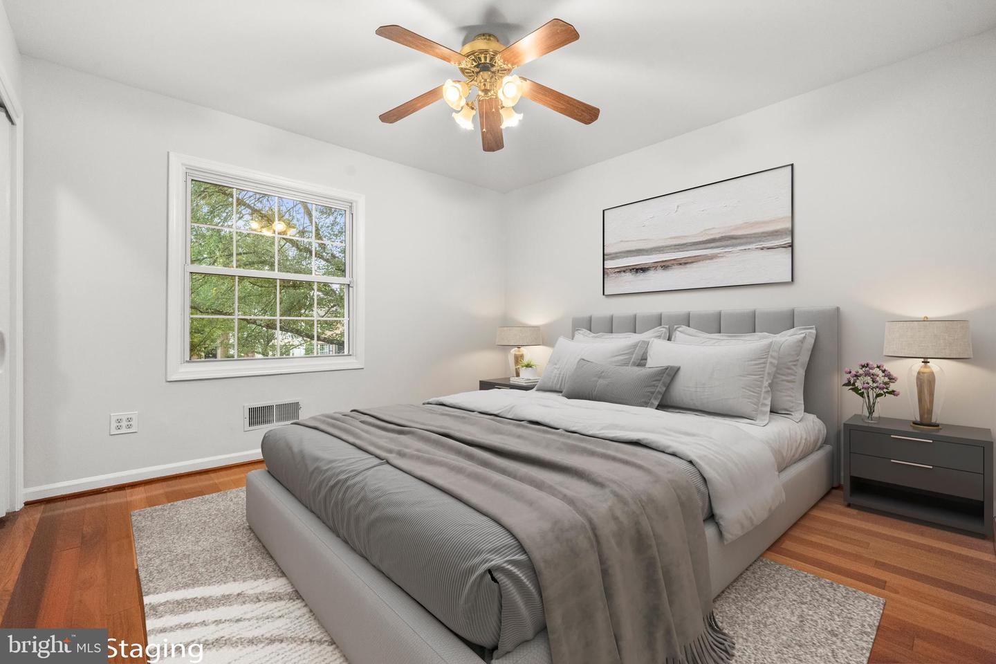 8218 CARRLEIGH PKWY #10, SPRINGFIELD, Virginia 22152, 2 Bedrooms Bedrooms, ,1 BathroomBathrooms,Residential,For sale,8218 CARRLEIGH PKWY #10,VAFX2269042 MLS # VAFX2269042