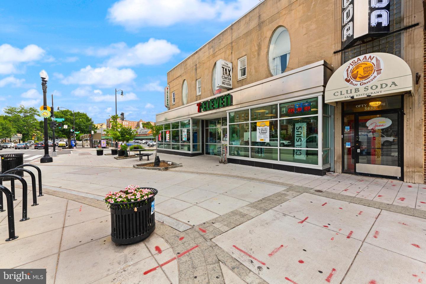 3446 CONNECTICUT AVE NW #401, WASHINGTON, District Of Columbia 20008, 1 Bedroom Bedrooms, ,1 BathroomBathrooms,Residential,For sale,3446 CONNECTICUT AVE NW #401,DCDC2223968 MLS # DCDC2223968 3446 CONNECTICUT AVE NW #401, WASHINGTON, District Of Columbia 20008, 1 Bedroom Bedrooms, ,1 BathroomBathrooms,Residential,For sale,3446 CONNECTICUT AVE NW #401,DCDC2223968 MLS # DCDC2223968