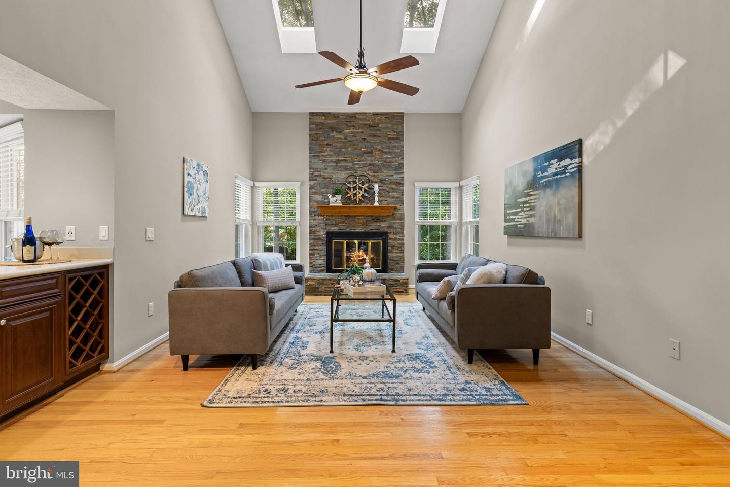 16606 ACCOLON CT, DUMFRIES, Virginia 22025, 4 Bedrooms Bedrooms, 18 Rooms Rooms,3 BathroomsBathrooms,Residential,For sale,16606 ACCOLON CT,VAPW2104716 MLS # VAPW2104716