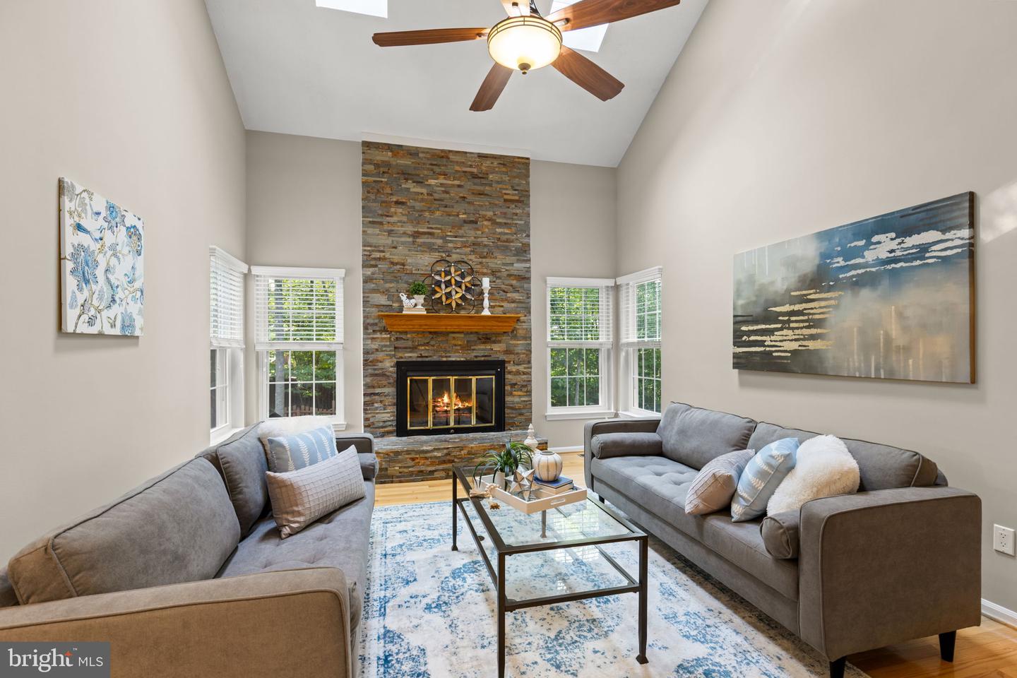 16606 ACCOLON CT, DUMFRIES, Virginia 22025, 4 Bedrooms Bedrooms, 18 Rooms Rooms,3 BathroomsBathrooms,Residential,For sale,16606 ACCOLON CT,VAPW2104716 MLS # VAPW2104716