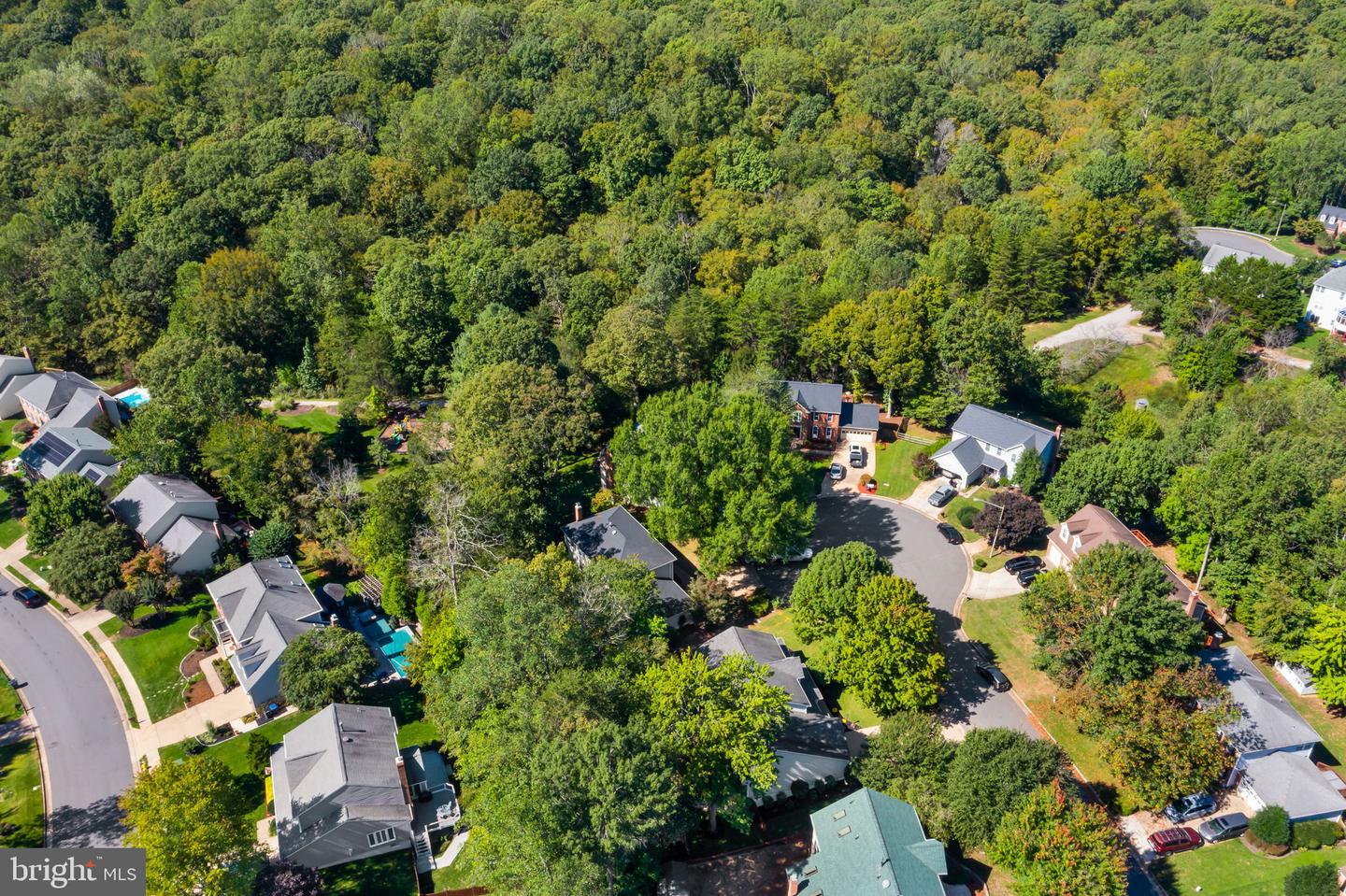 16606 ACCOLON CT, DUMFRIES, Virginia 22025, 4 Bedrooms Bedrooms, 18 Rooms Rooms,3 BathroomsBathrooms,Residential,For sale,16606 ACCOLON CT,VAPW2104716 MLS # VAPW2104716