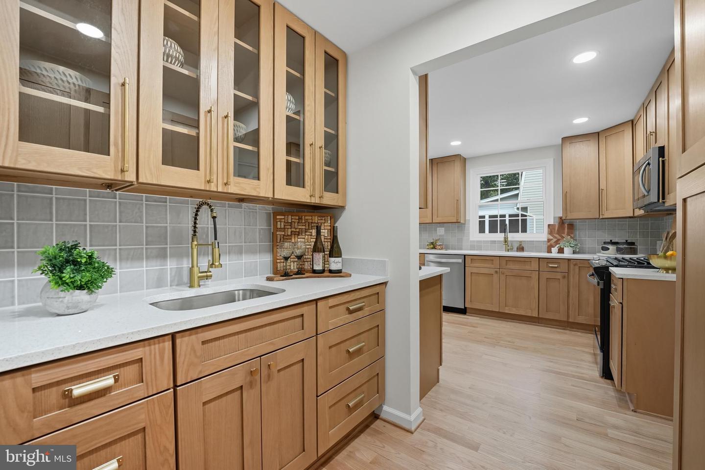 10431 HEADLY CT, FAIRFAX, Virginia 22032, 4 Bedrooms Bedrooms, ,2 BathroomsBathrooms,Residential,For sale,10431 HEADLY CT,VAFX2269170 MLS # VAFX2269170