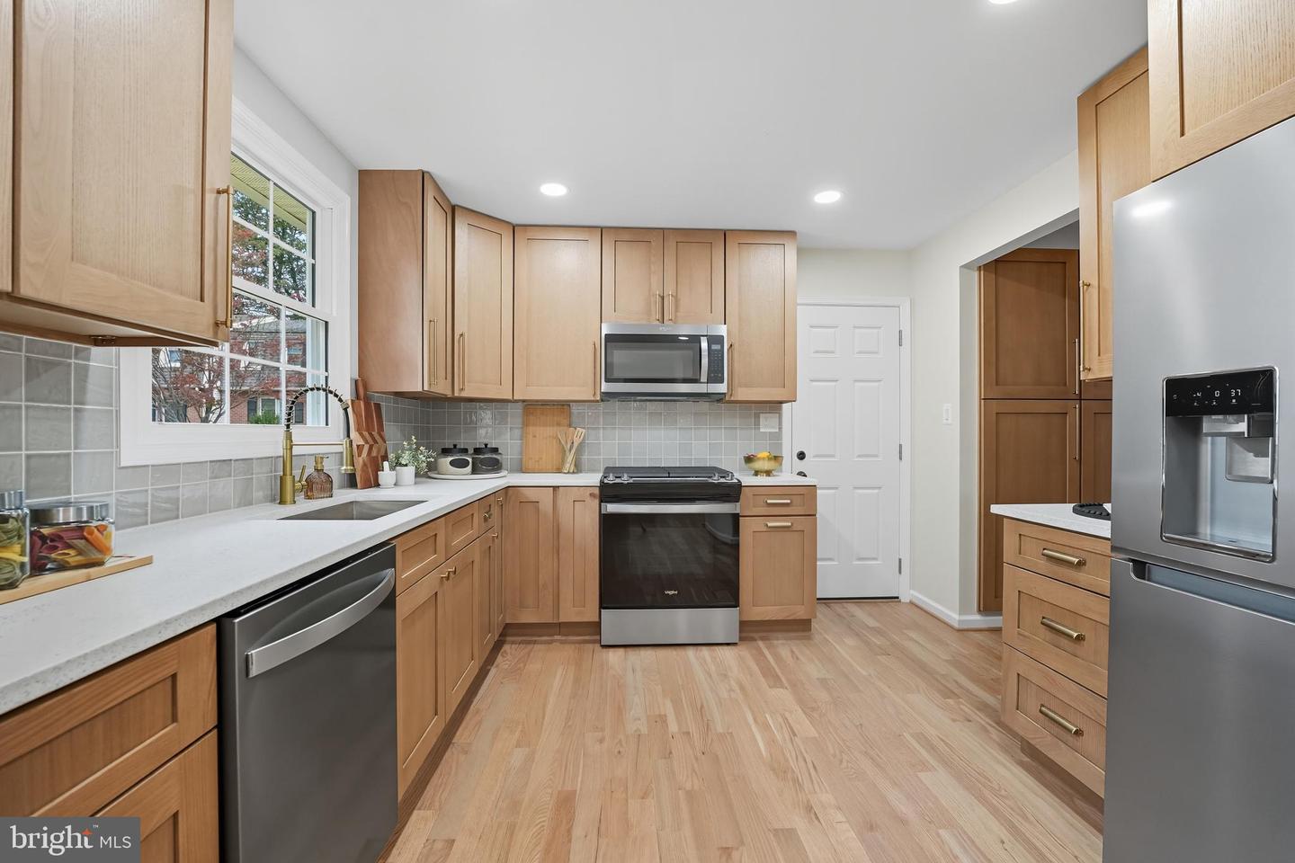 10431 HEADLY CT, FAIRFAX, Virginia 22032, 4 Bedrooms Bedrooms, ,2 BathroomsBathrooms,Residential,For sale,10431 HEADLY CT,VAFX2269170 MLS # VAFX2269170